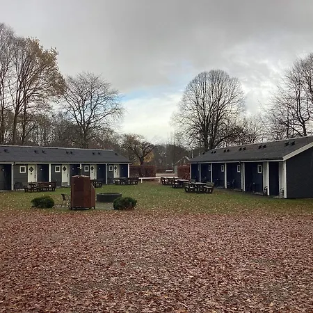 Detached For Four Guests *